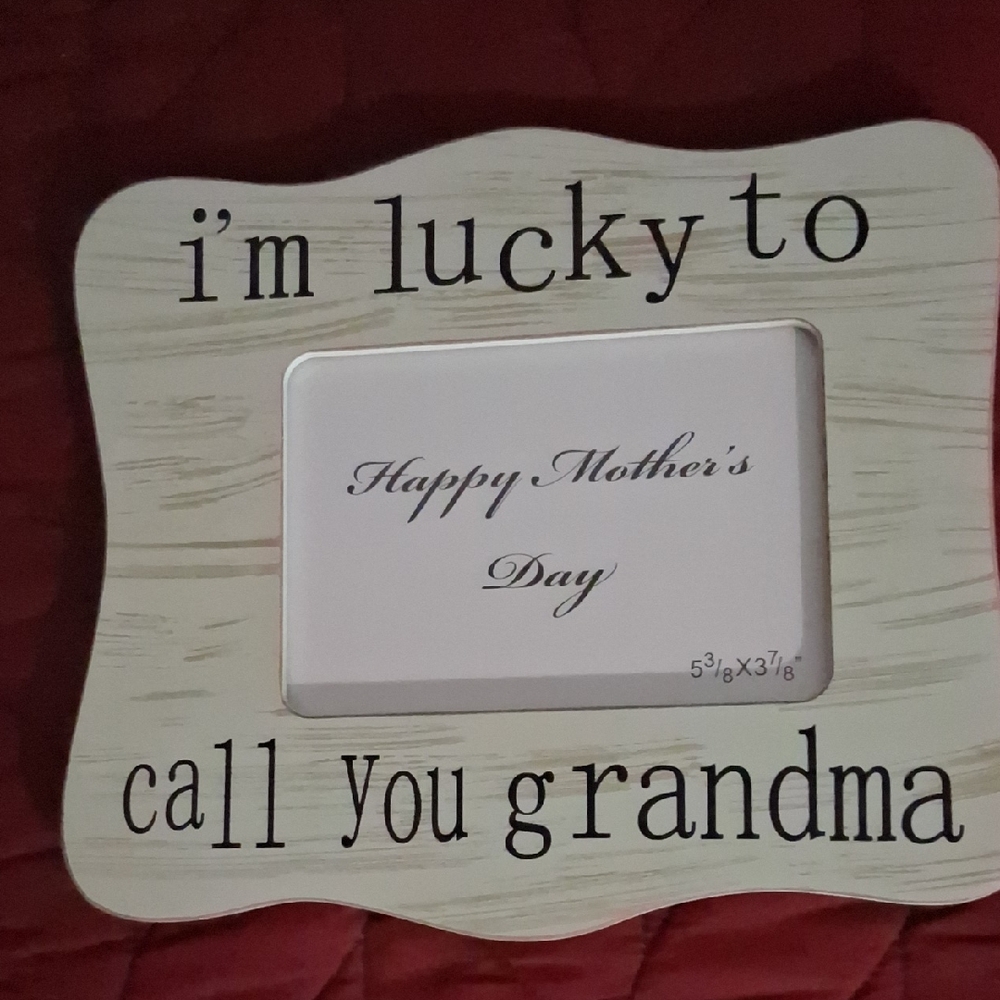 Im Lucky To Call You Grandma Picture Frame. 53/8x37/8